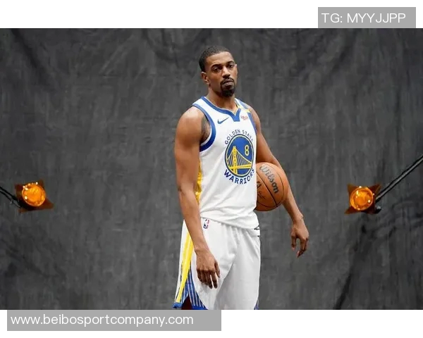 库里盛赞梅尔顿称其为典型NBA二号位能简化比赛节奏 库里盛赞梅尔顿称其为典型NBA二号位能简化比赛节奏