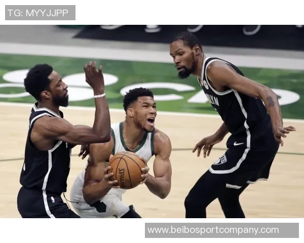 王凡懿全能表现助队获胜五投四中三分全中展现攻防实力 王凡懿全能表现助队获胜五投四中三分全中展现攻防实力