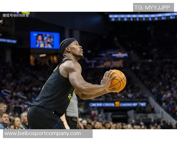 巴特勒半场表现抢眼独自发力16分4板3助力助球队争胜