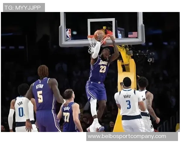 美网友怒斥快船败给勇士呼吁用小卡换取真正明星球员 美网友怒斥快船败给勇士呼吁用小卡换取真正明星球员