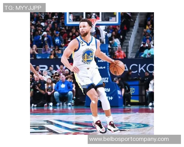 卡梅隆托马斯半场表现抢眼10投6中贡献18分3篮板6助攻1抢断