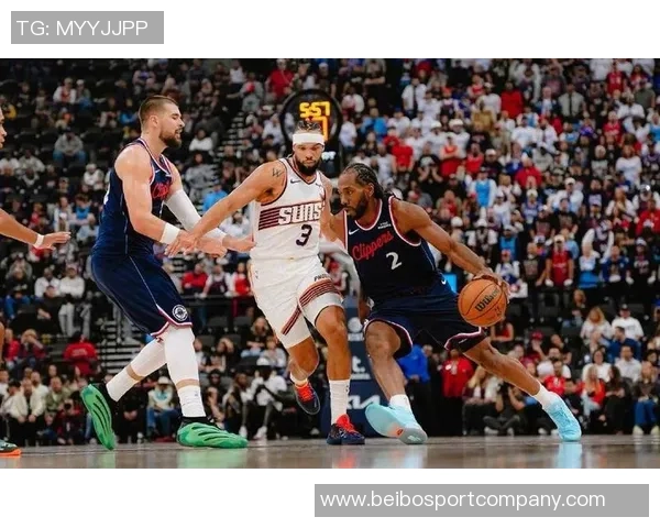 快船重塑阵容送走哈登与祖巴茨迎加兰和四个选秀权未来更具潜力 快船重塑阵容送走哈登与祖巴茨迎加兰和四个选秀权未来更具潜力