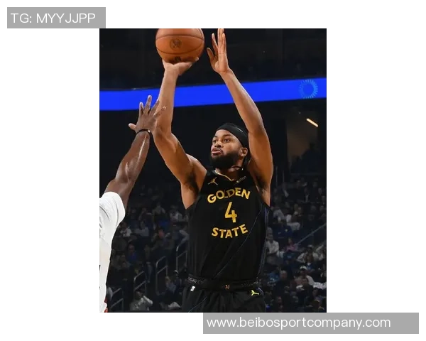 科尔赞穆迪本赛季投篮表现出色称其首发位置实至名归 科尔赞穆迪本赛季投篮表现出色称其首发位置实至名归