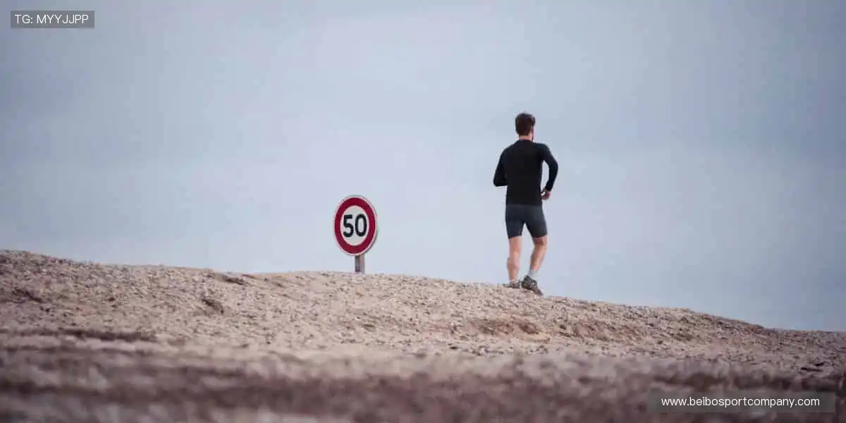 赛场之外，我们与你同在 —— 实时解说，深度分析！🎙️📊